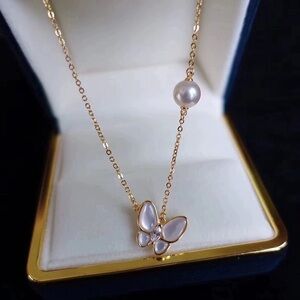 - - Freshwater Pearl Choker & Mother of Pearl butterfly’s necklace